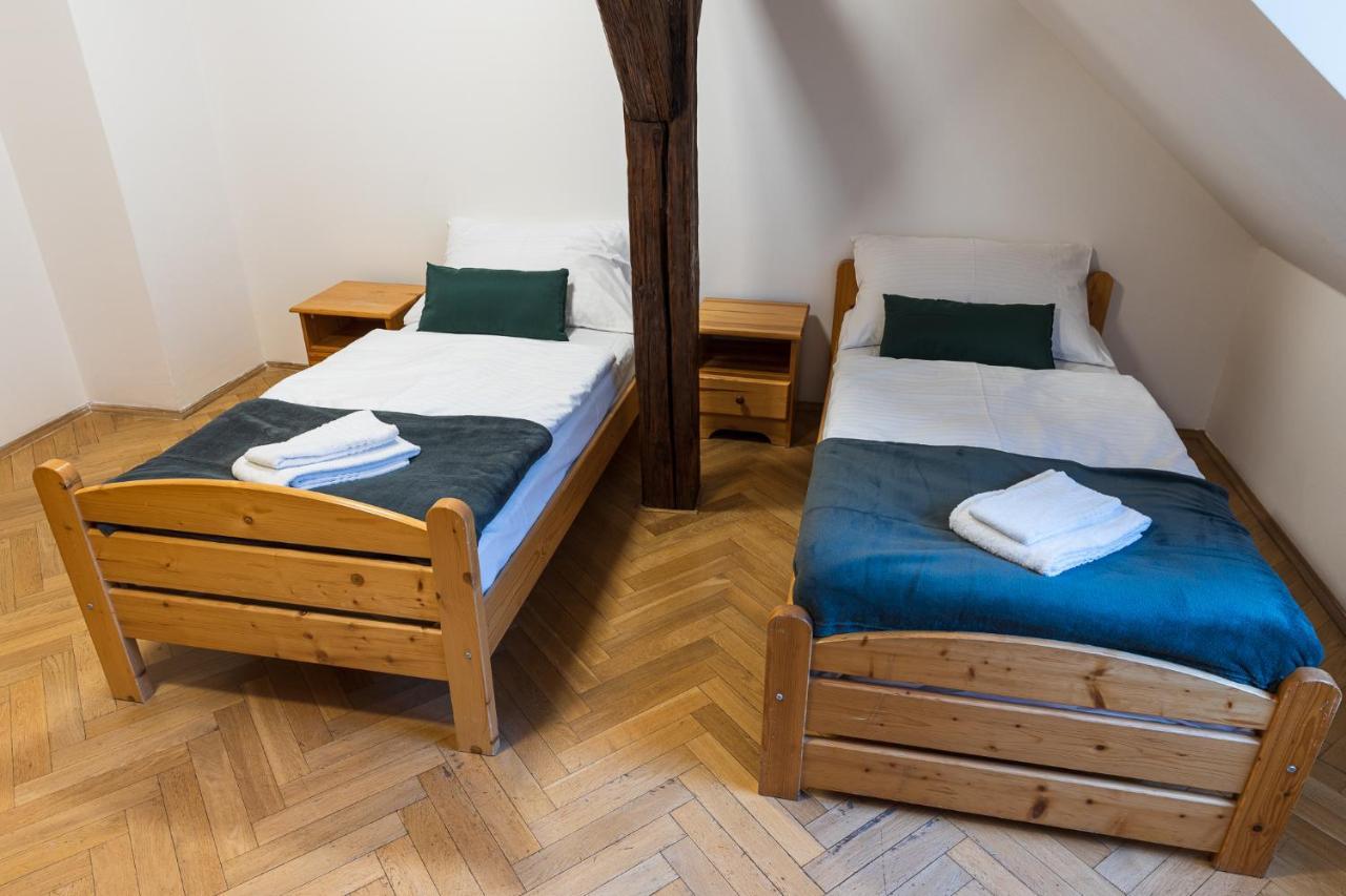White Swan Boutique Apartments Prague Extérieur photo